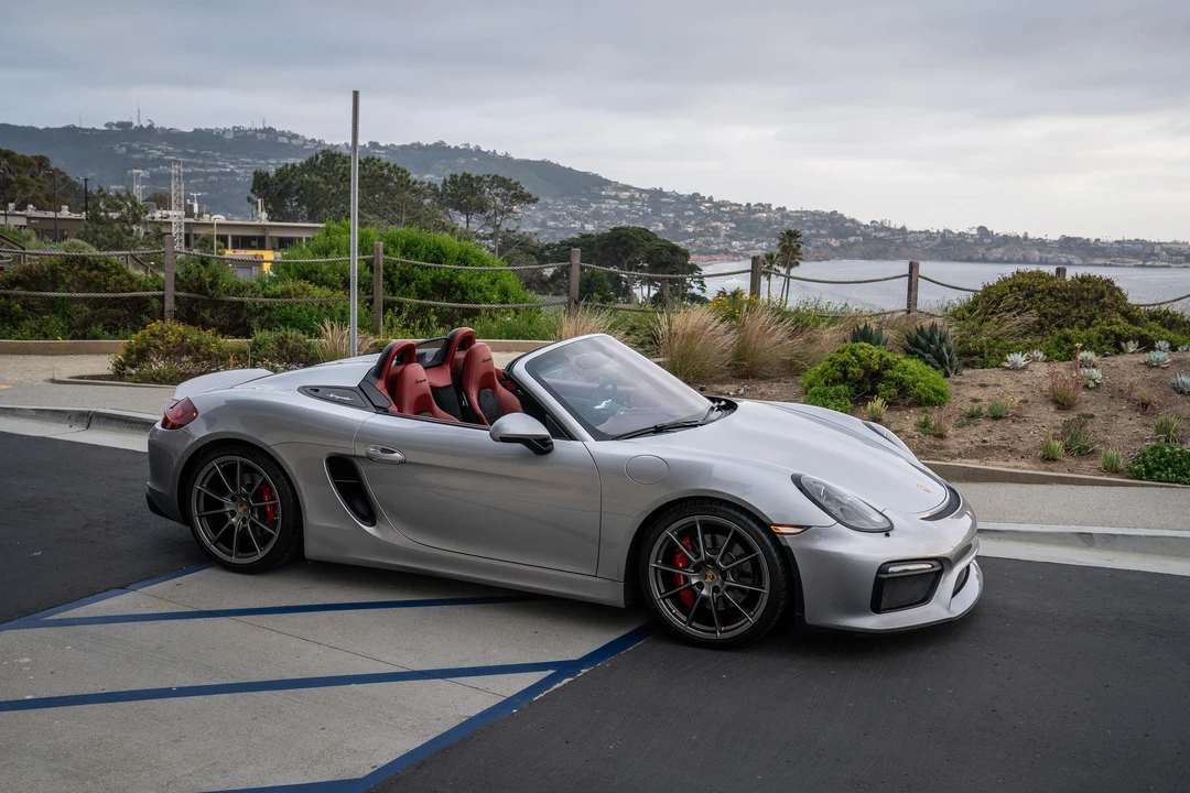2016 Porsche 981 Boxster Spyder - Image 21 of 31