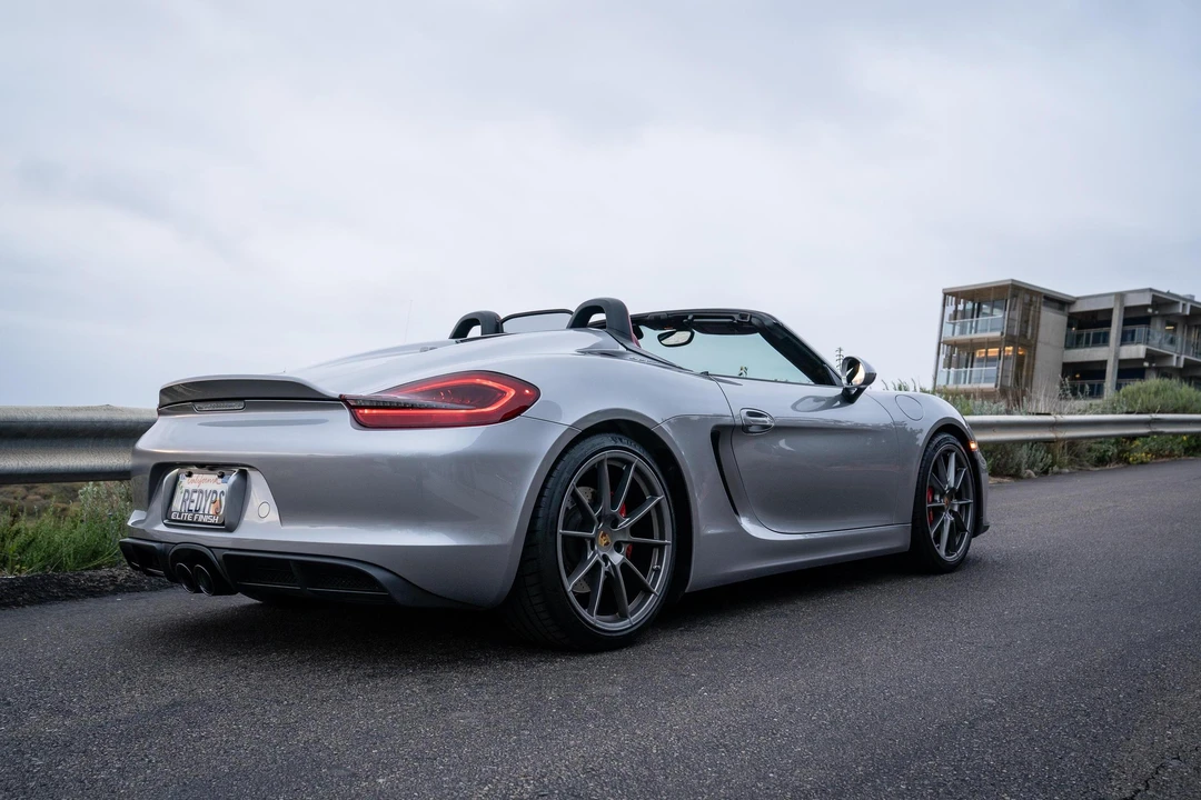 2016 Porsche 981 Boxster Spyder - Image 15 of 31