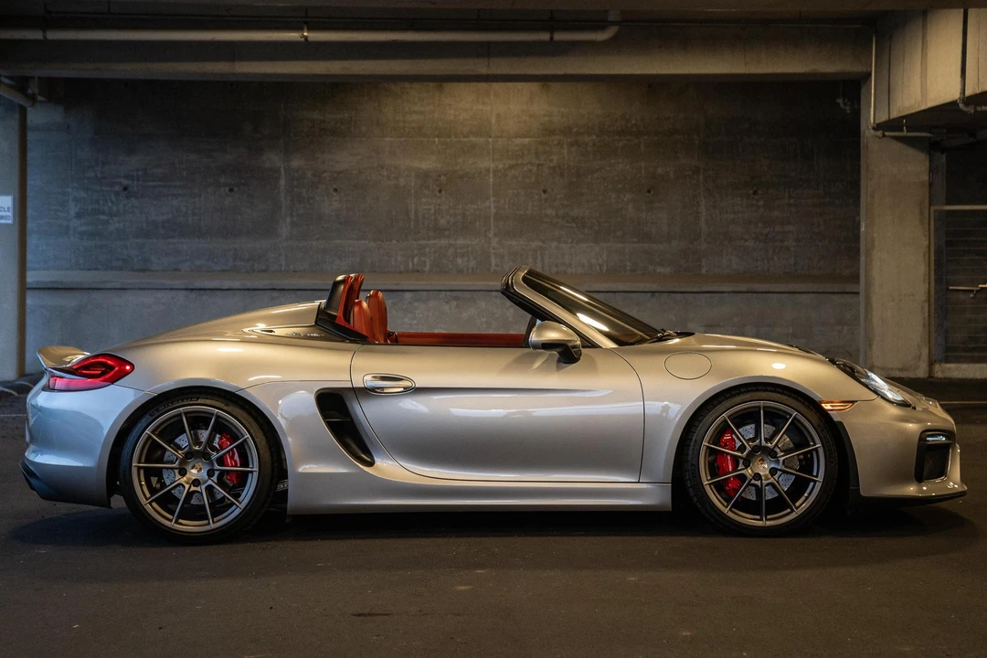 2016 Porsche 981 Boxster Spyder - Image 3 of 31