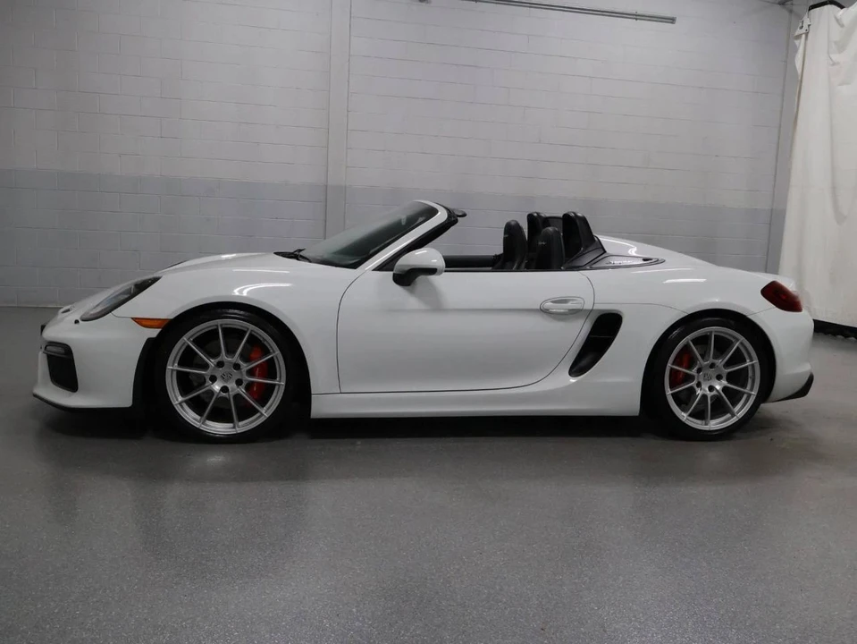 2016 Porsche 981 Boxster Spyder - Image 2 of 5