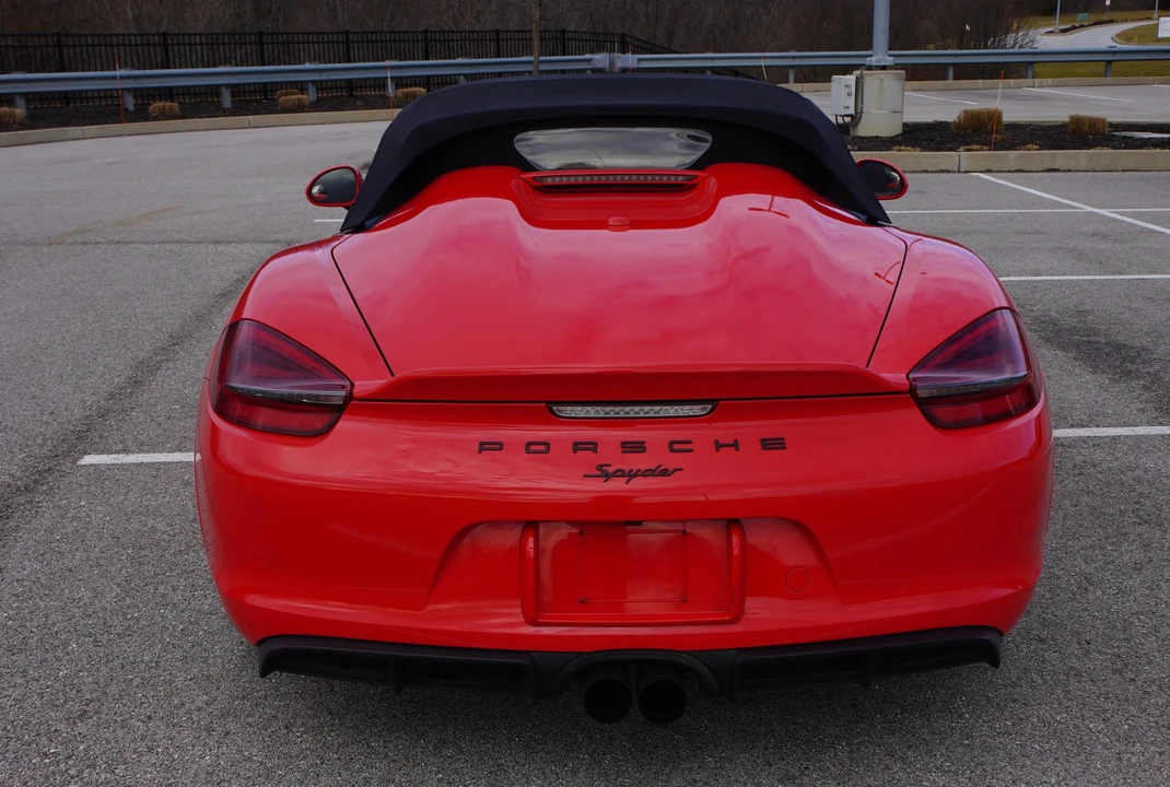 2016 Porsche 981 Boxster Spyder - Image 19 of 31
