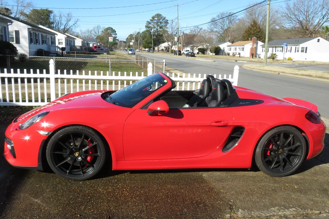 2016 Porsche 981 Boxster Spyder - Image 3 of 31