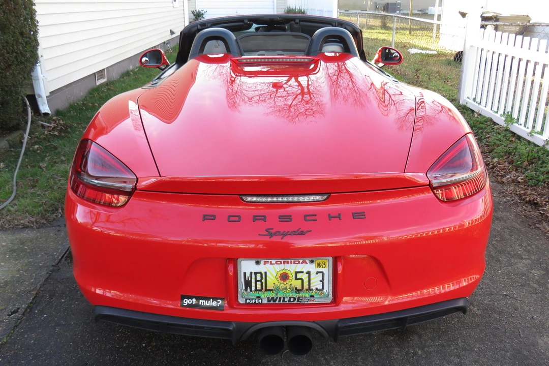 2016 Porsche 981 Boxster Spyder - Image 5 of 31