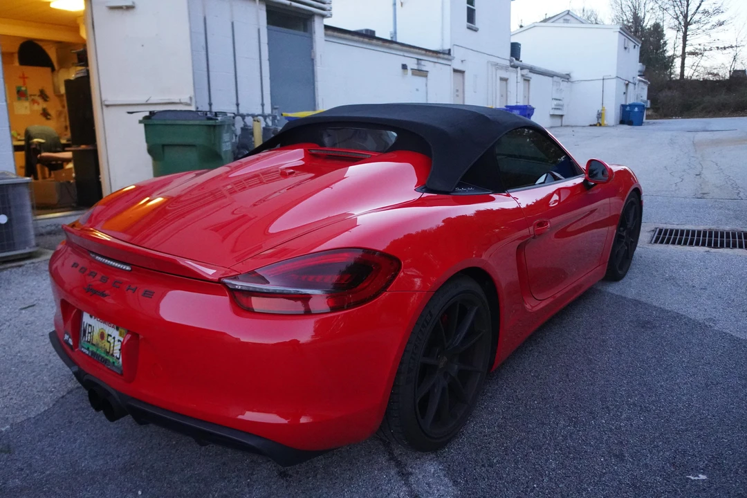 2016 Porsche 981 Boxster Spyder - Image 23 of 31