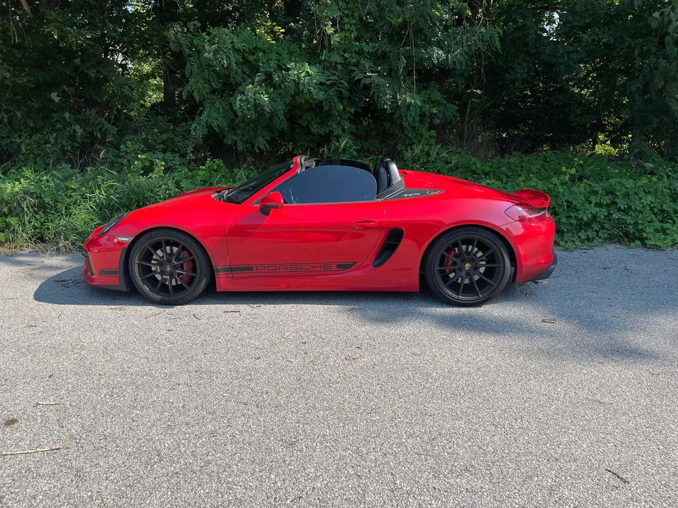 2016 Porsche 981 Boxster Spyder - Image 6 of 31