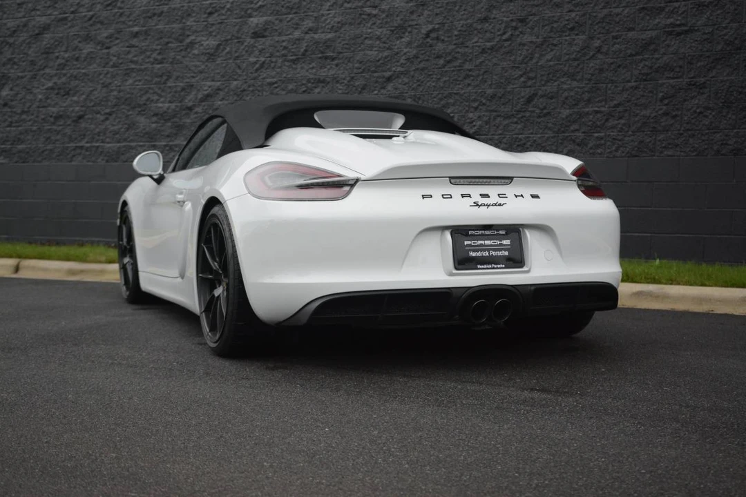 2016 Porsche 981 Boxster Spyder - Image 3 of 5