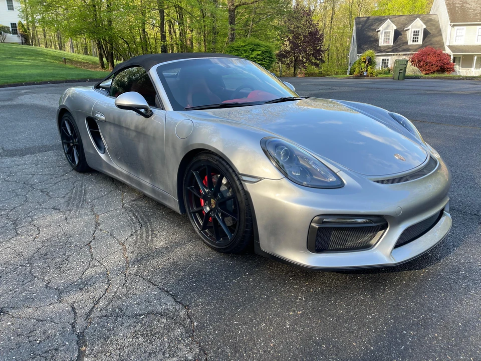 2016 Porsche 981 Boxster Spyder - Image 30 of 31