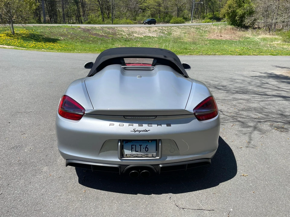 2016 Porsche 981 Boxster Spyder - Image 19 of 31