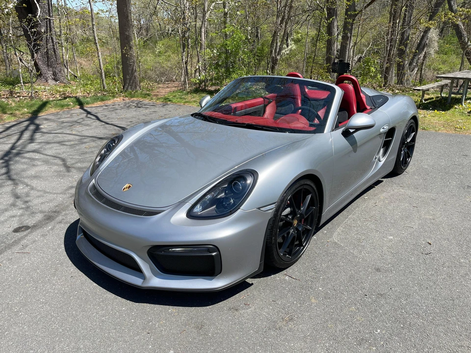 2016 Porsche 981 Boxster Spyder - Image 6 of 31