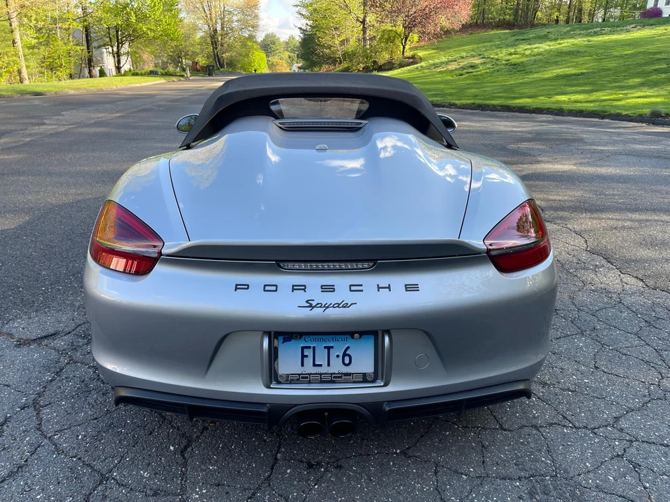 2016 Porsche 981 Boxster Spyder - Image 29 of 31