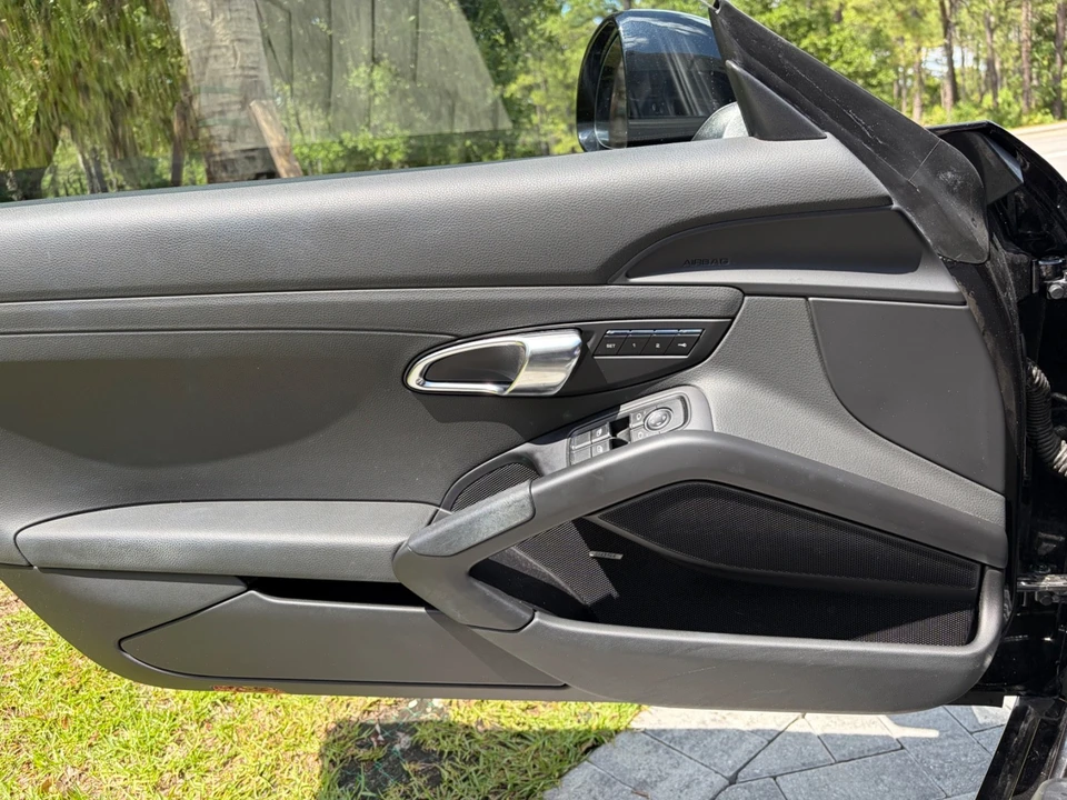 2016 Porsche 981 Boxster - Image 12 of 25