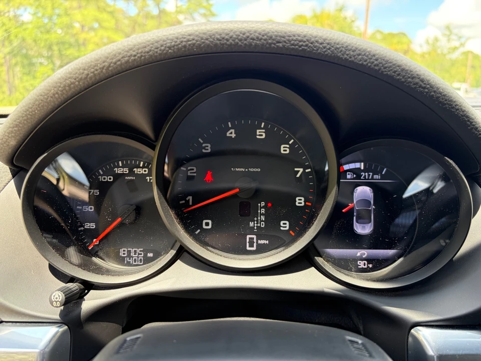 2016 Porsche 981 Boxster - Image 11 of 25