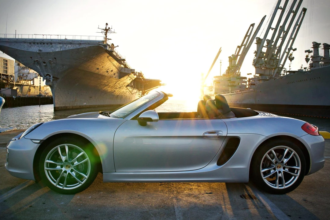 2016 Porsche 981 Boxster - Image 3 of 31