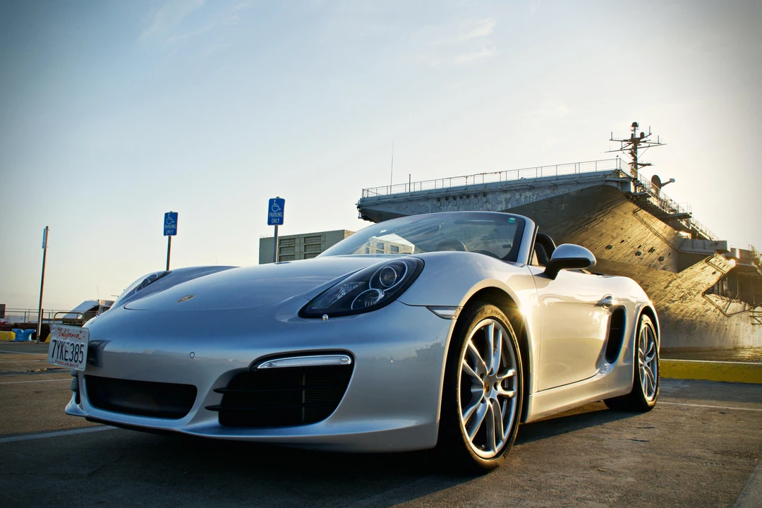 2016 Porsche 981 Boxster - Image 9 of 31