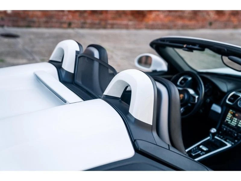 2016 Porsche 718 Boxster - Image 13 of 21