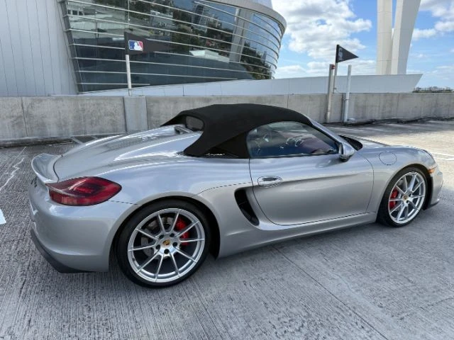 2016 Porsche 981 Boxster Spyder - Image 16 of 21