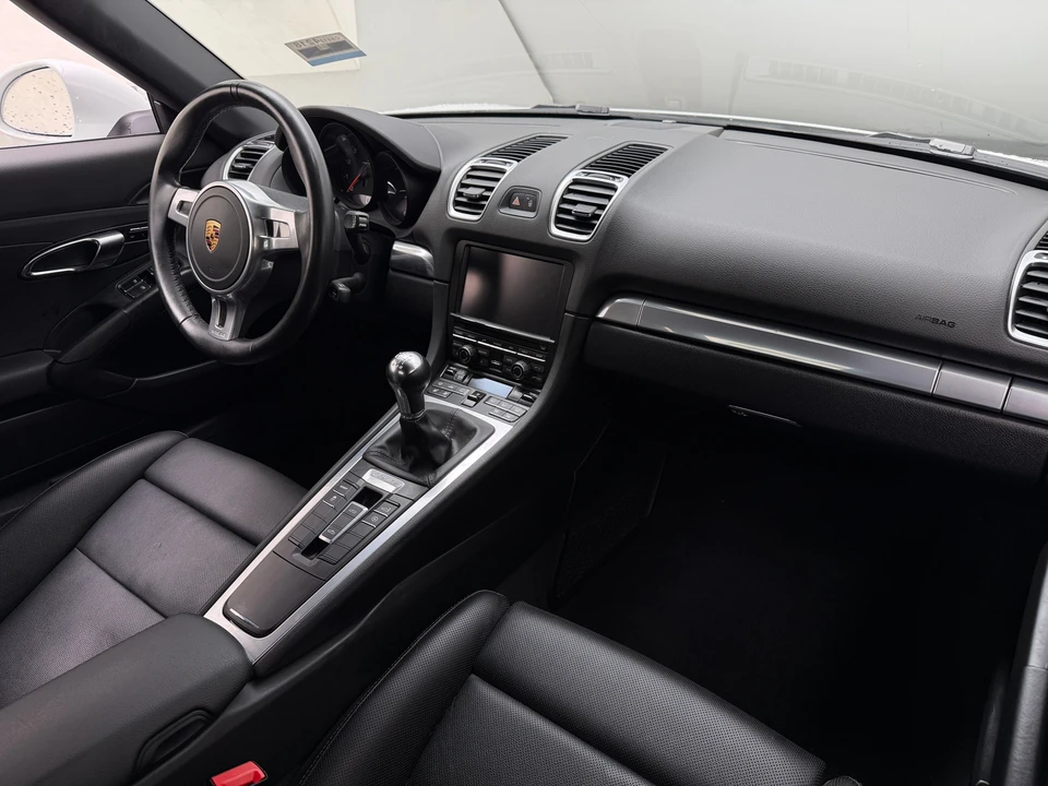 2016 Porsche 981 Boxster - Image 3 of 31