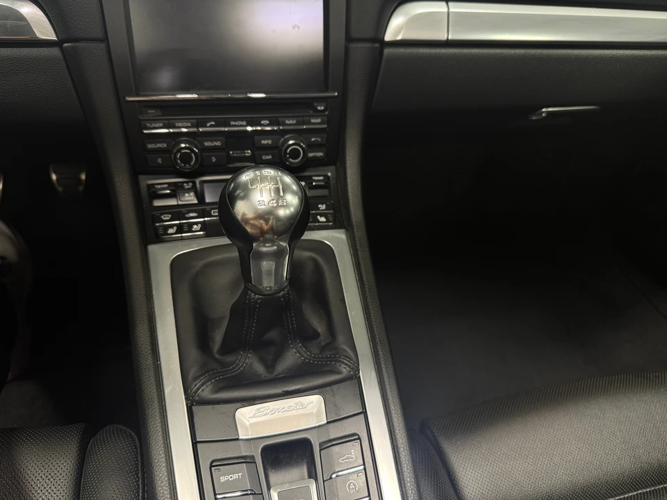 2016 Porsche 981 Boxster - Image 2 of 31