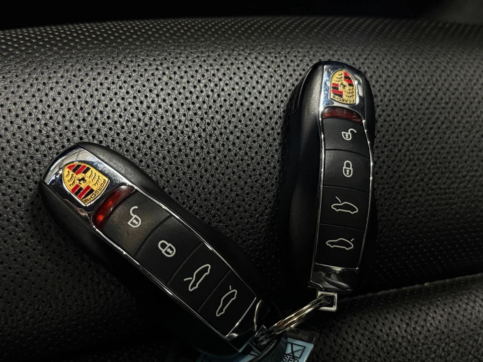2016 Porsche 981 Boxster - Image 10 of 31