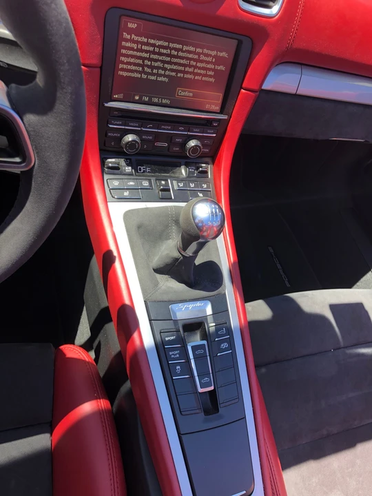 2016 Porsche 981 Boxster Spyder - Image 10 of 15
