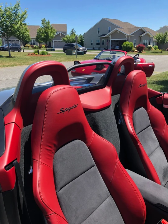 2016 Porsche 981 Boxster Spyder - Image 13 of 15