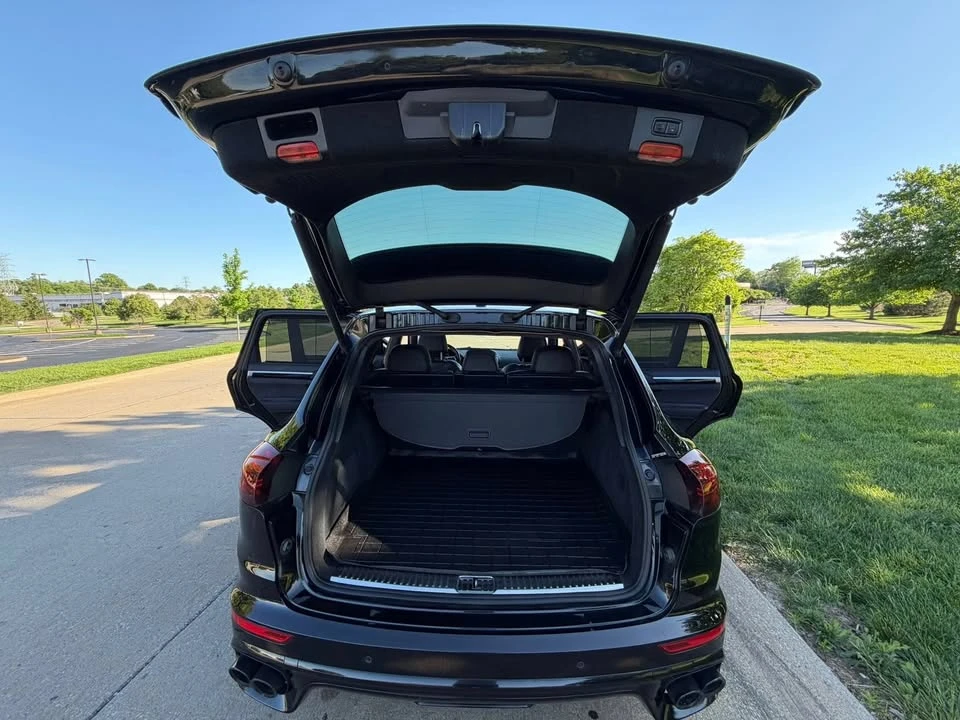 2016 Porsche 958 Cayenne GTS - Image 18 of 20