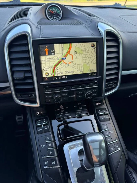 2016 Porsche 958 Cayenne GTS - Image 17 of 20