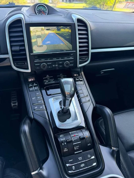 2016 Porsche 958 Cayenne GTS - Image 16 of 20