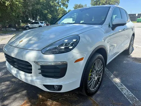 2016 Porsche Cayenne S E-Hybrid