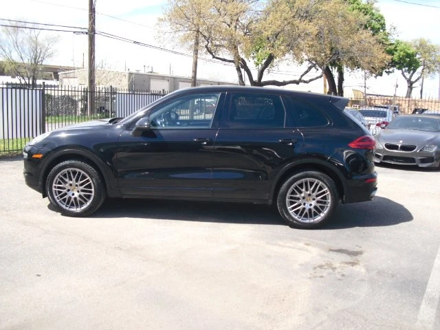 2016 Porsche 958 Cayenne - Image 3 of 19