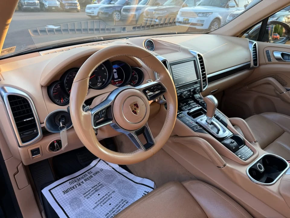 2016 Porsche 958 Cayenne - Image 12 of 20