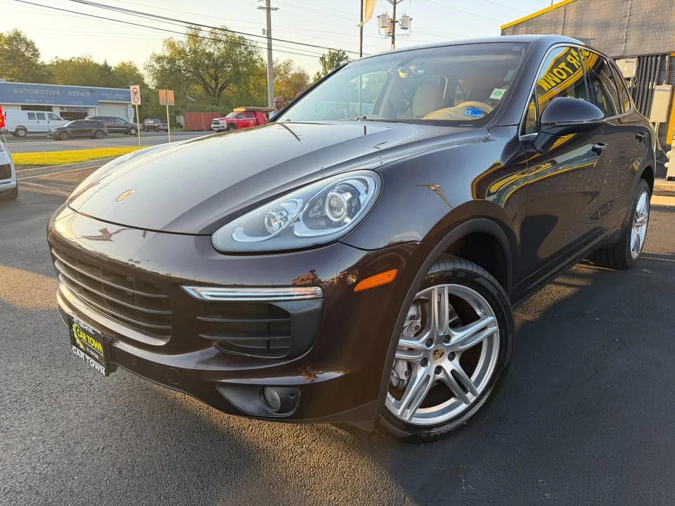 2016 Porsche 958 Cayenne - Image 2 of 20
