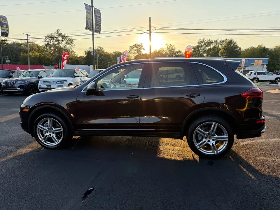 2016 Porsche 958 Cayenne - Image 10 of 20