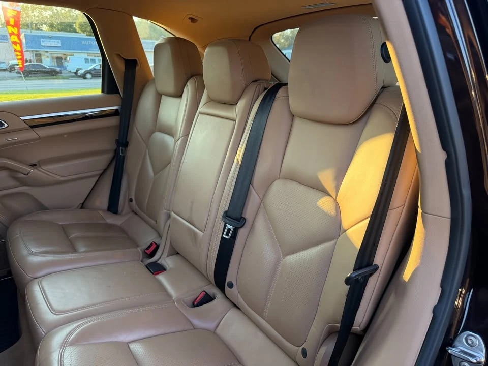 2016 Porsche 958 Cayenne - Image 19 of 20