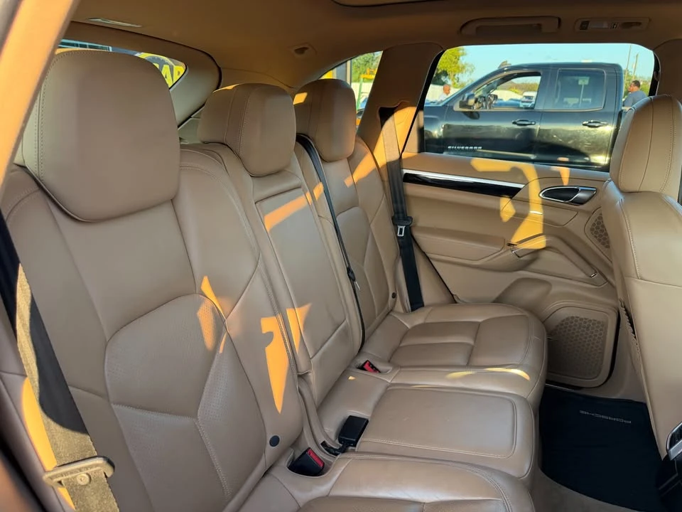 2016 Porsche 958 Cayenne - Image 17 of 20