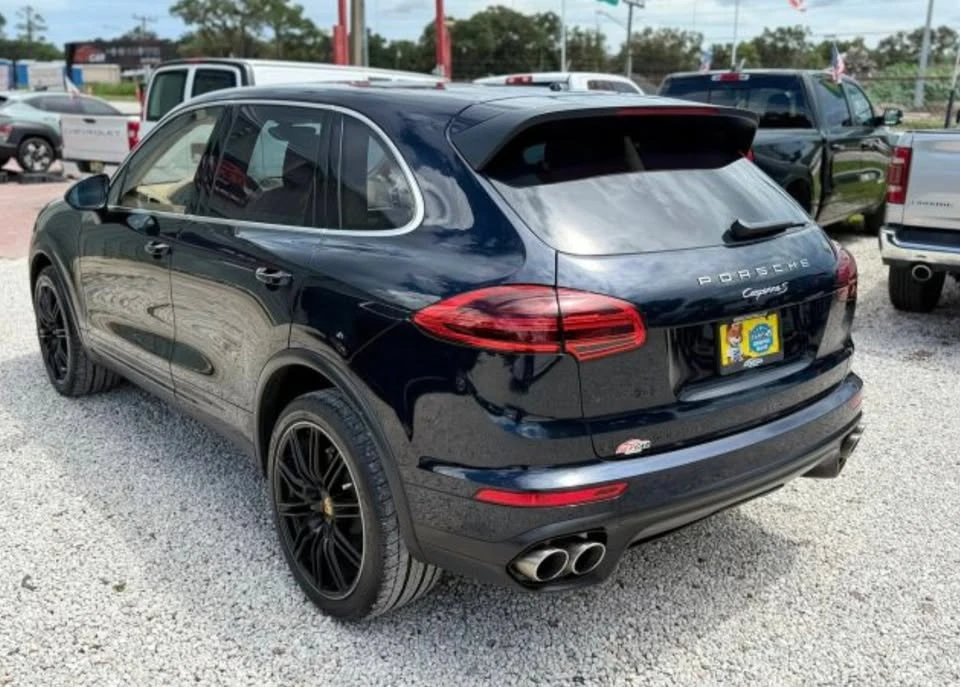 2016 Porsche 958 Cayenne - Image 2 of 6