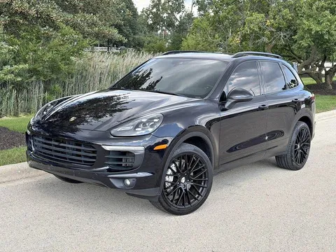 2016 Porsche Cayenne S