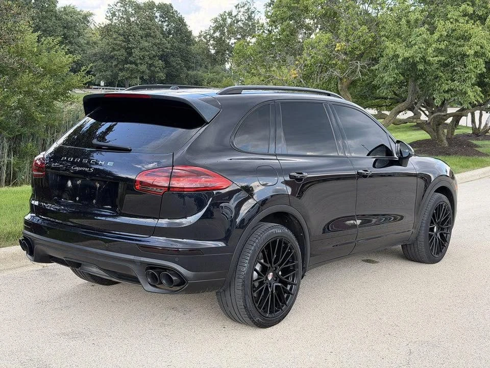 2016 Porsche 958 Cayenne S - Image 2 of 20
