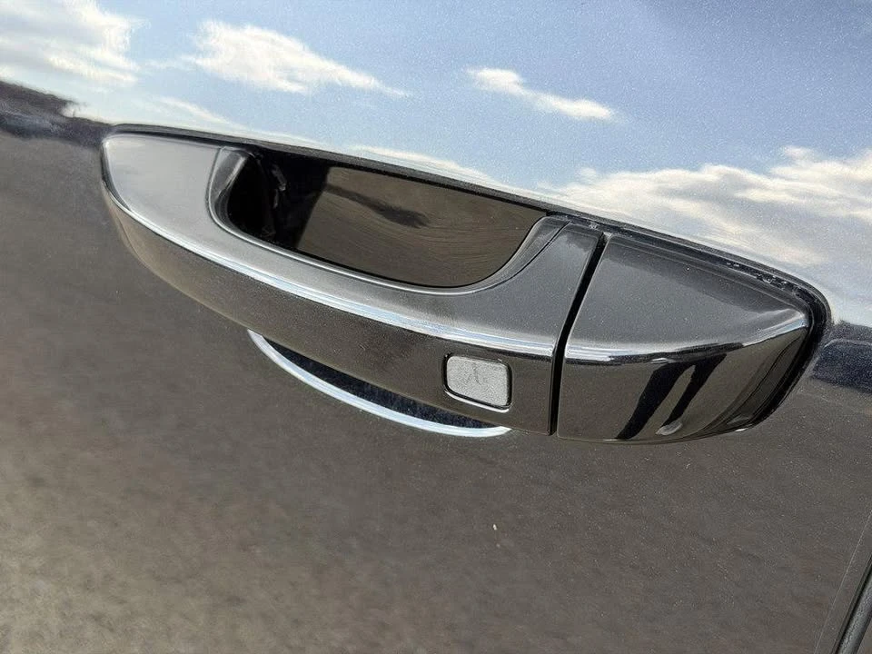 2016 Porsche 958 Cayenne S - Image 9 of 20