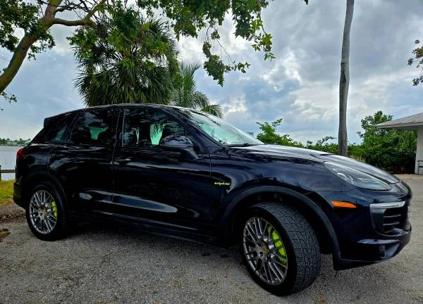 2016 Porsche 958 Cayenne S - Image 6 of 21