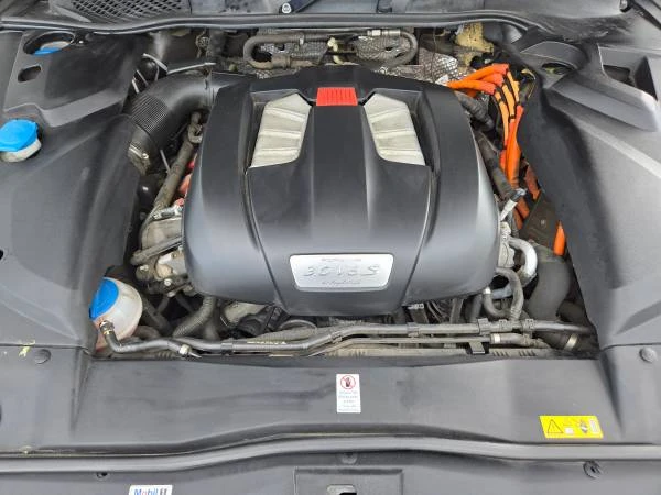 2016 Porsche 958 Cayenne S - Image 17 of 21