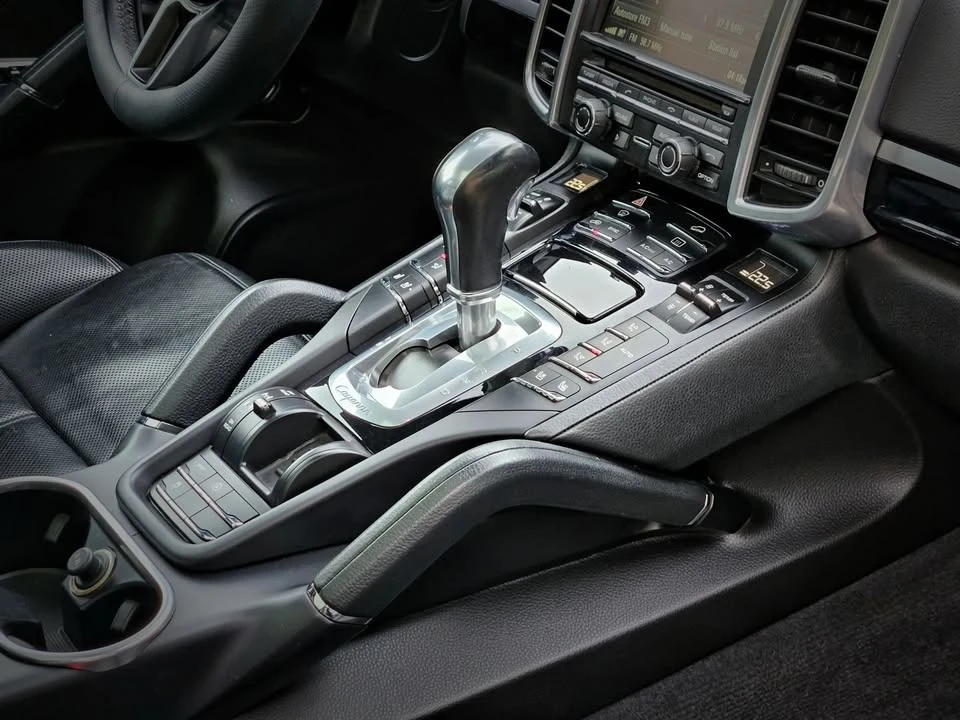 2016 Porsche 958 Cayenne - Image 6 of 18