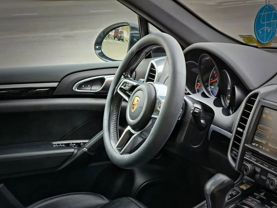 2016 Porsche 958 Cayenne - Image 5 of 18