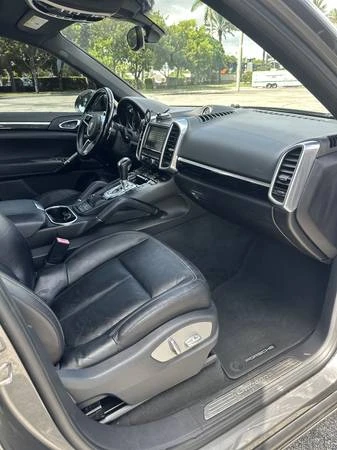2016 Porsche 958 Cayenne - Image 11 of 11
