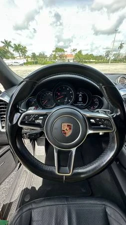 2016 Porsche 958 Cayenne - Image 9 of 11
