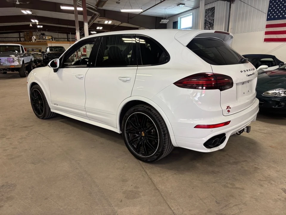 2016 Porsche 958 Cayenne - Image 5 of 31