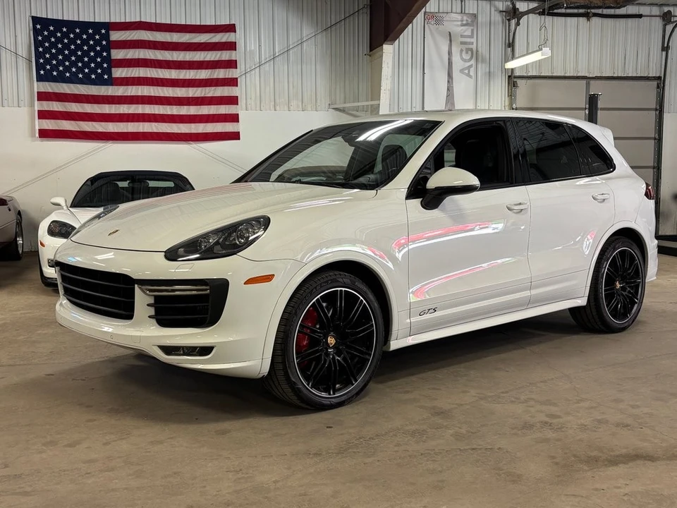 2016 Porsche 958 Cayenne - Image 3 of 31