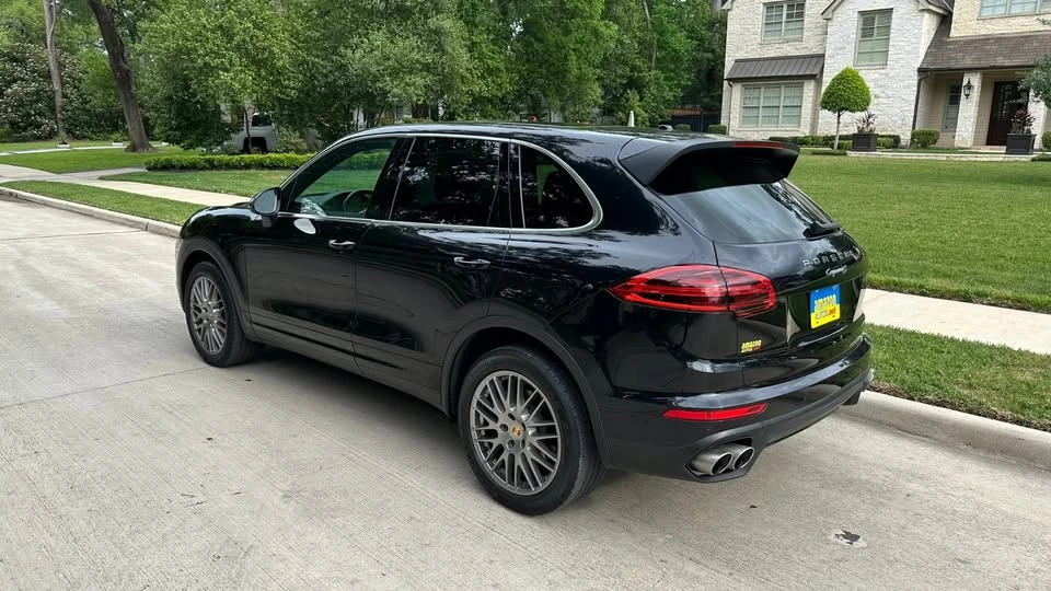 2016 Porsche 958 Cayenne - Image 6 of 20