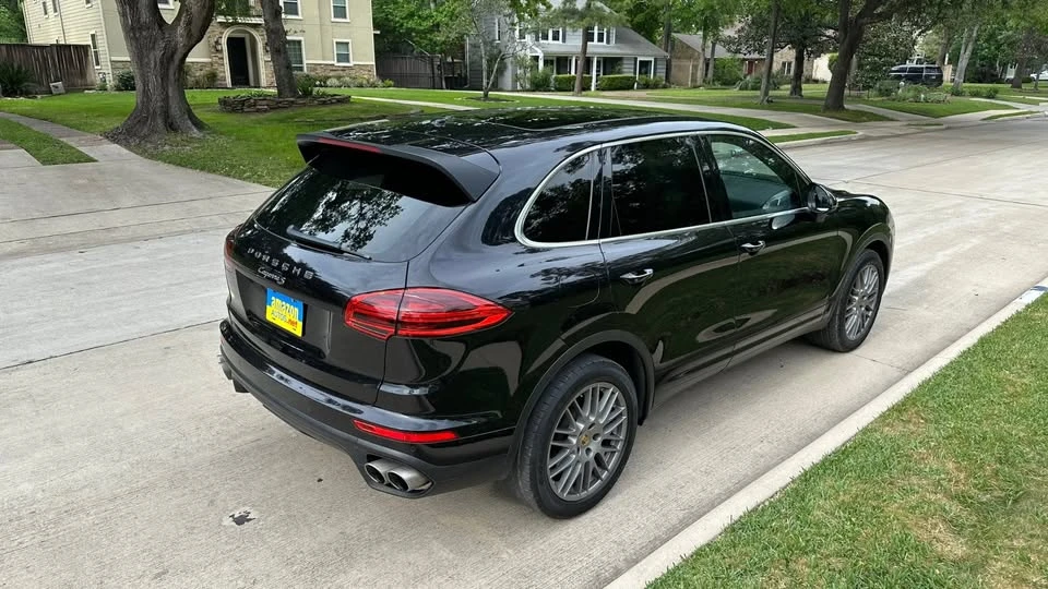 2016 Porsche 958 Cayenne - Image 4 of 20