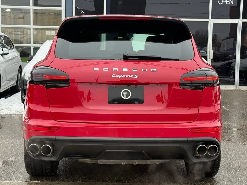 2016 Porsche 958 Cayenne - Image 9 of 15